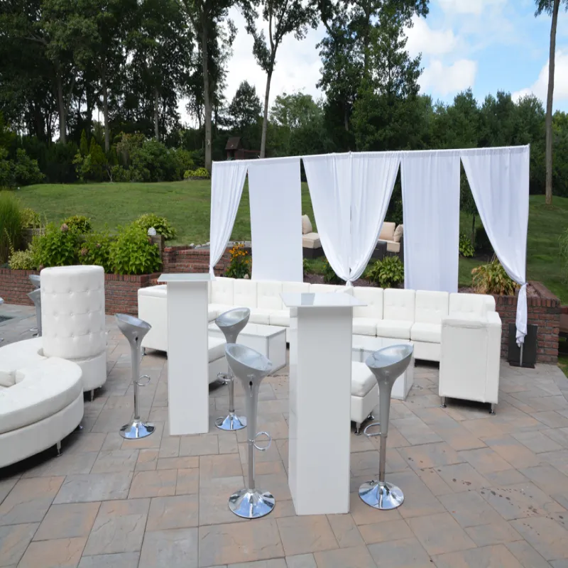 Lounge Decor and Up Lighting